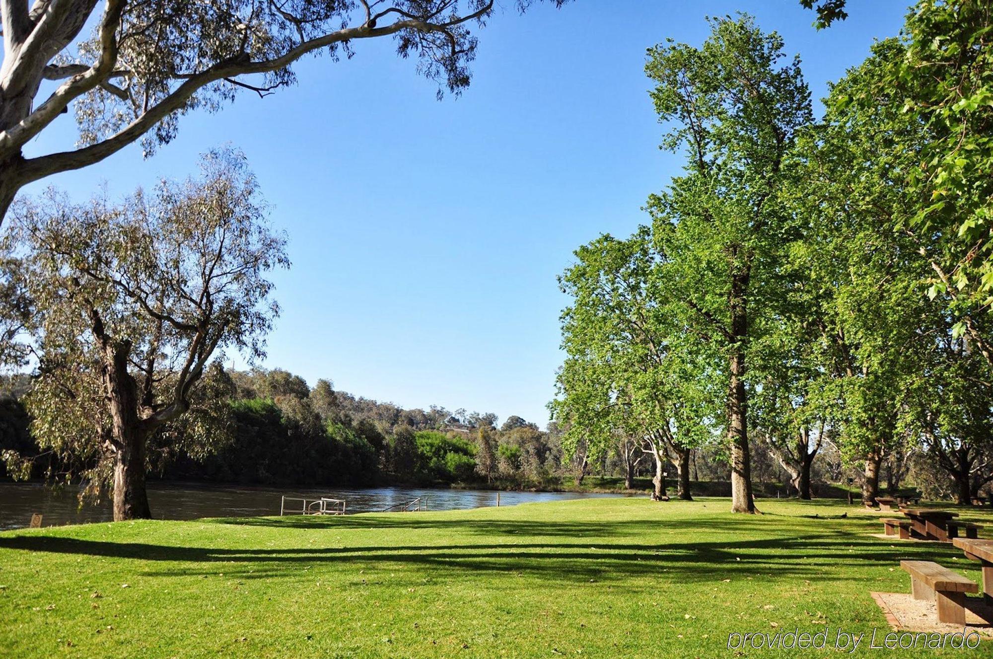 Albury Paddlesteamer Motel Esterno foto